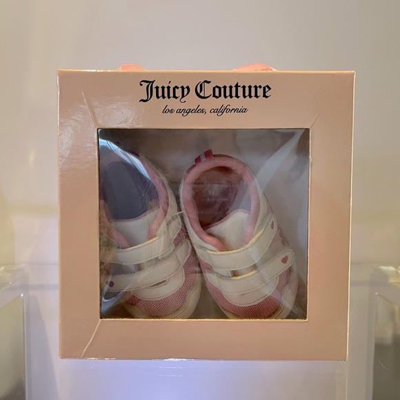 🦄 JUICY COUTURE 🦄 little girl sneakers. Size 3 - Picture 4 of 4